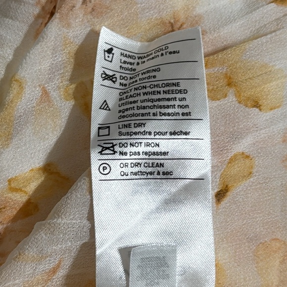 VINCE Pressed Petal Blouse Yellow Floral Pleated Crinkle Semi Sheer Top Shirt L - Picture 12 of 14